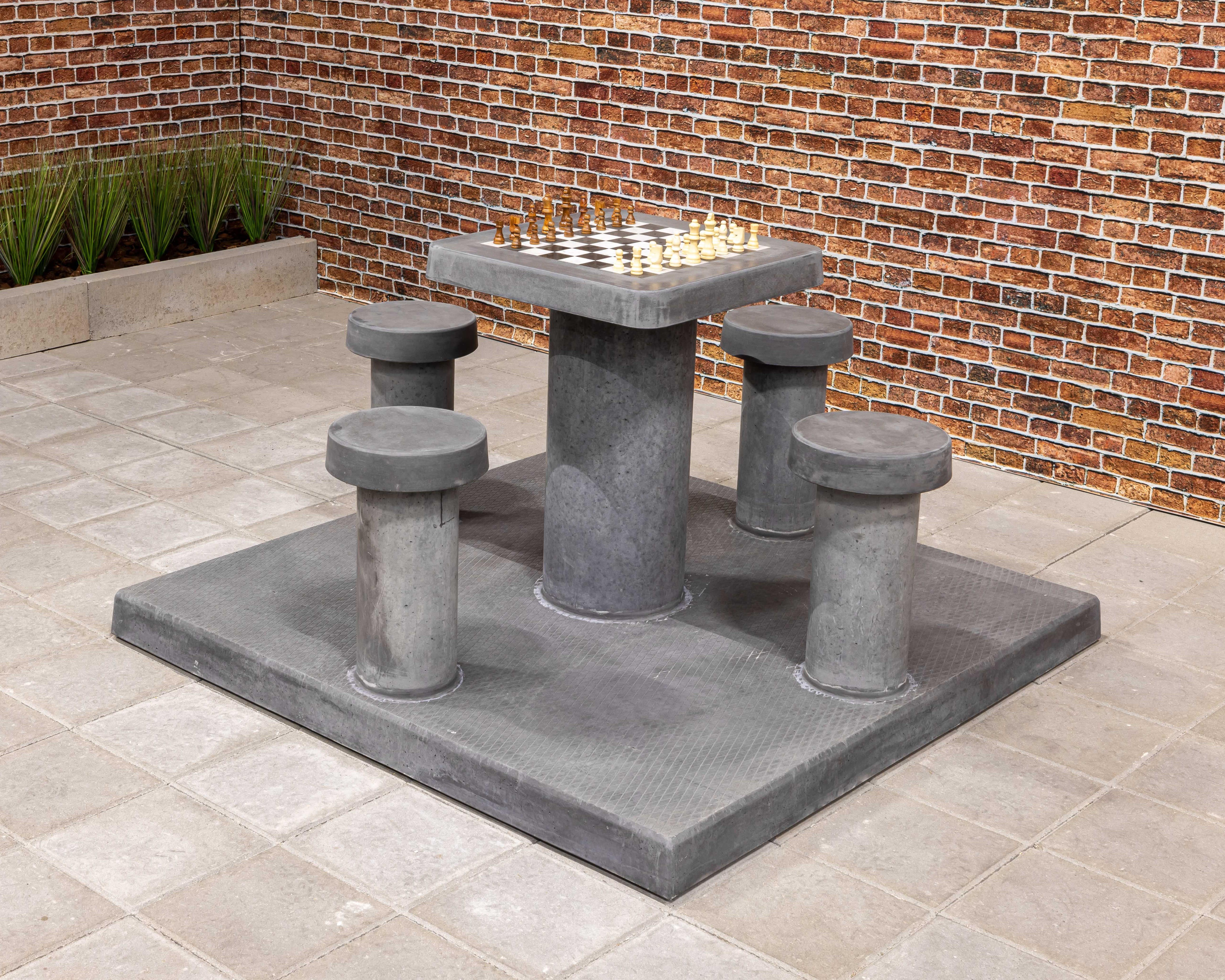 spieltisch-schach-anthrazit-beton-fur-4-personen-min_(2)