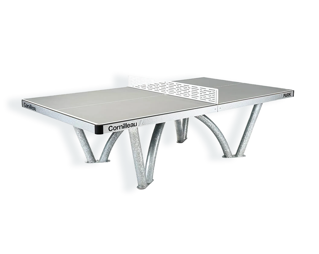 Robuste Outdoor-Tischtennisplatte mit wetterfestem Belag und Unterkonstruktion