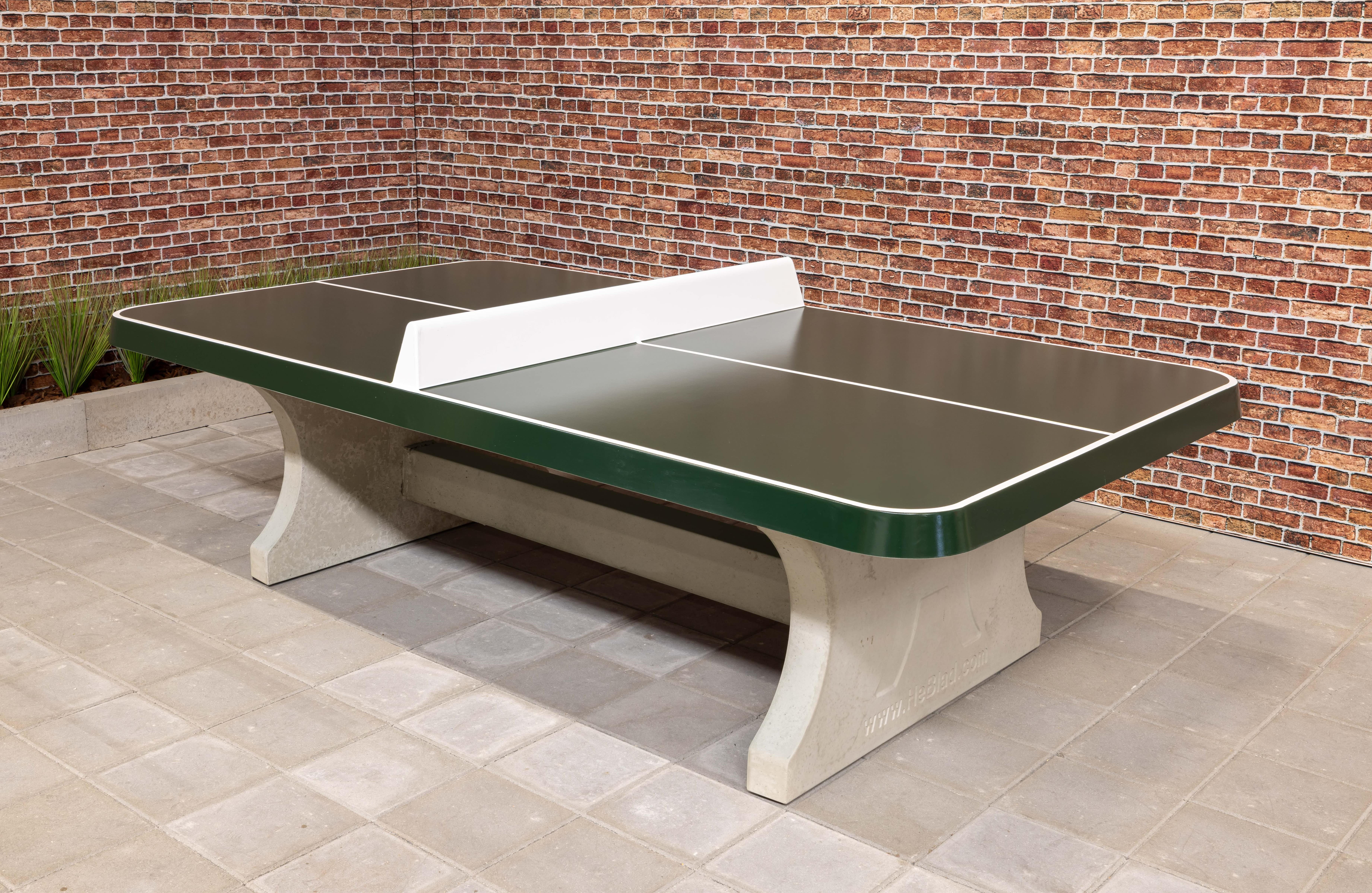 tischtennistisch-abgerundet-in-grun-min_(1)