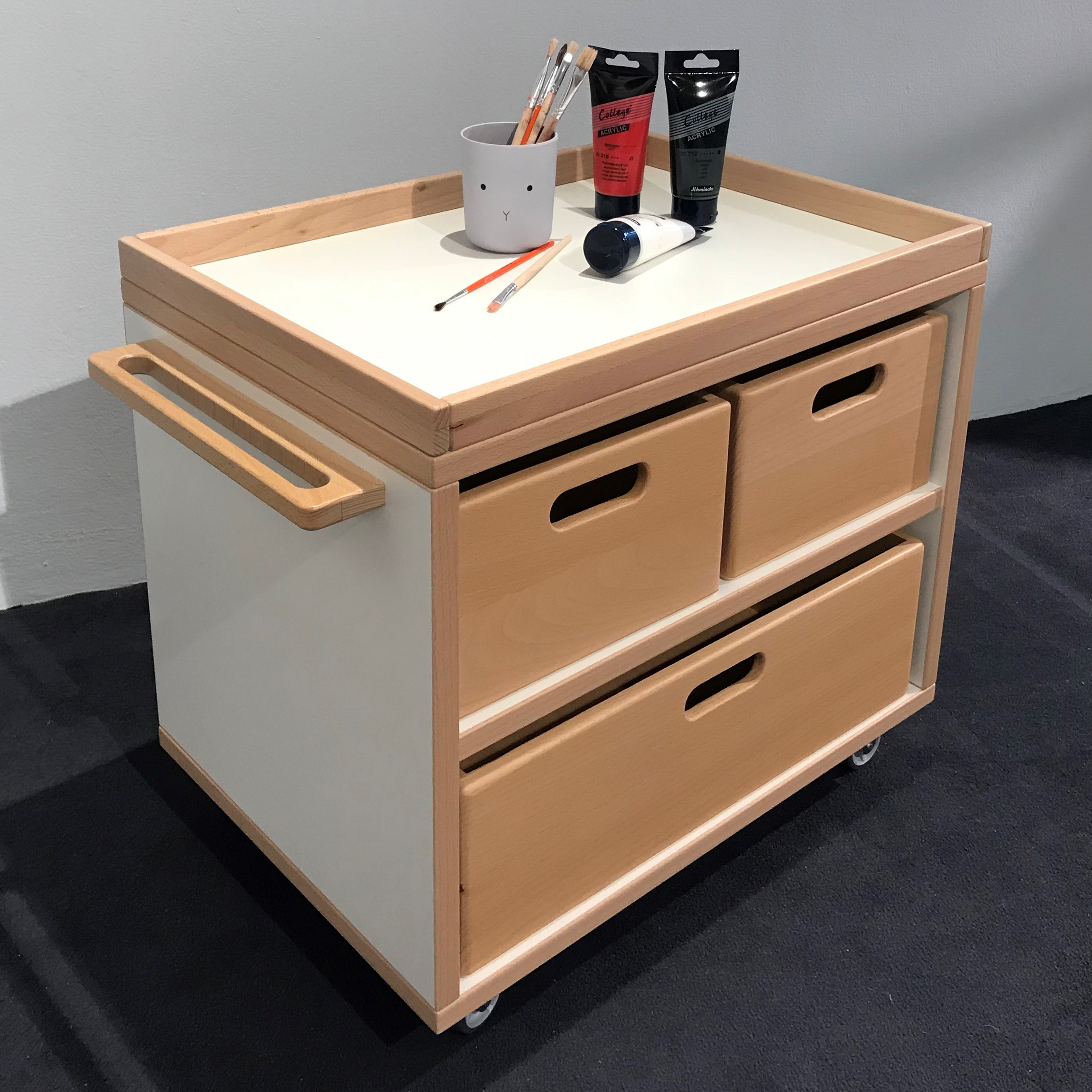 2-kleiner_materialwagen