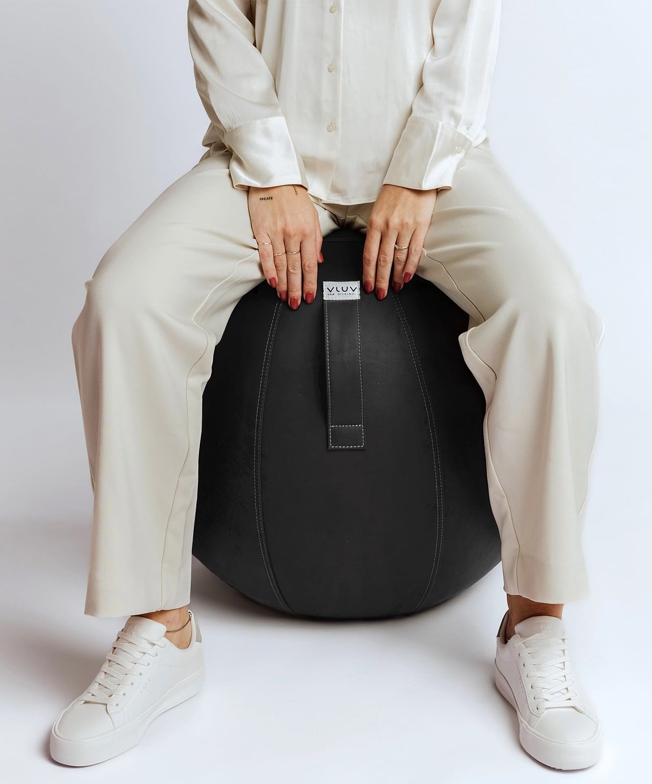 sbv-011.65bk_bol_vega_black_60-65_model_03