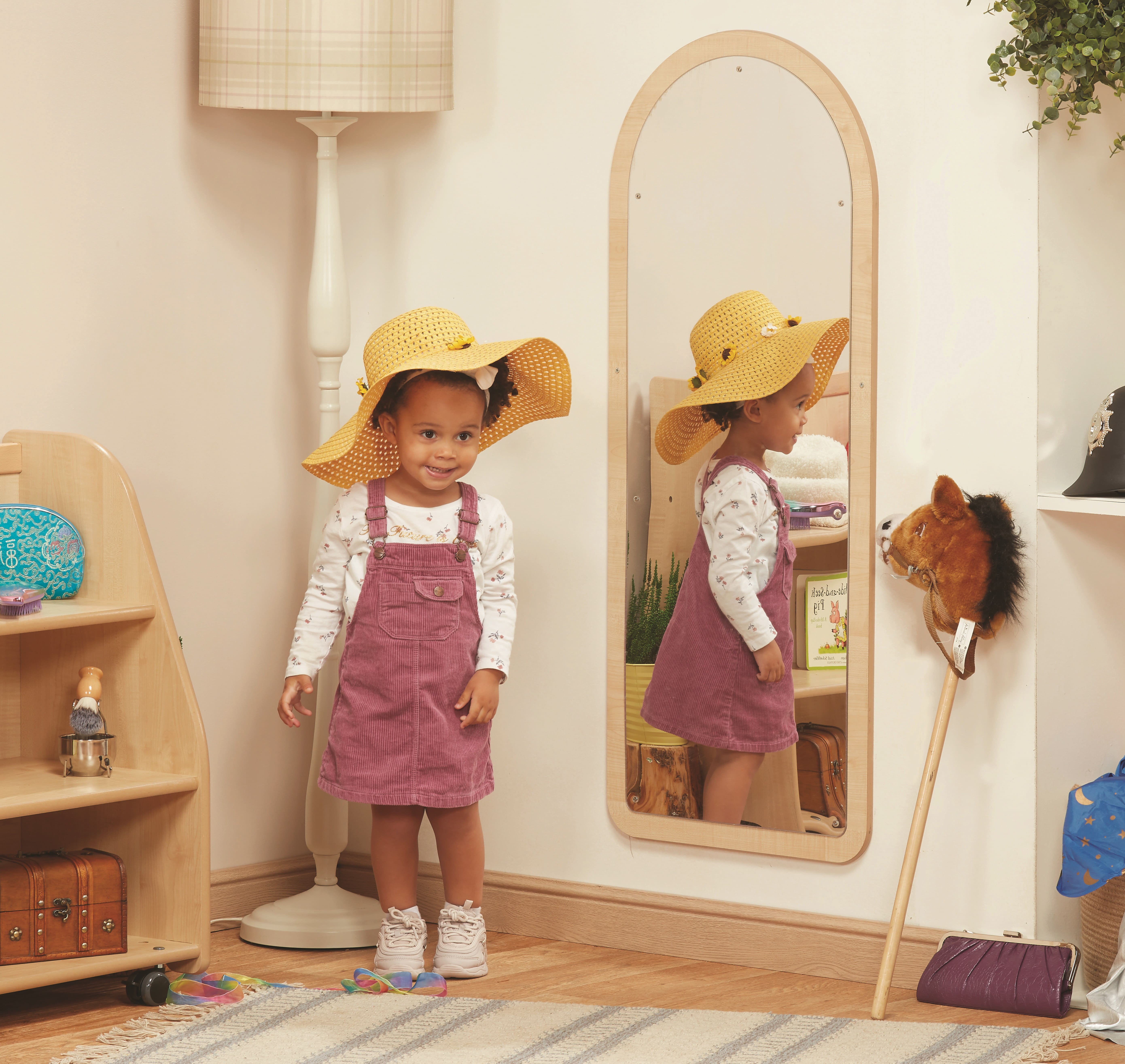 pt1132-millhouse-early-years-furniture-wall-mirror-lifestyle_cmyk_(1)