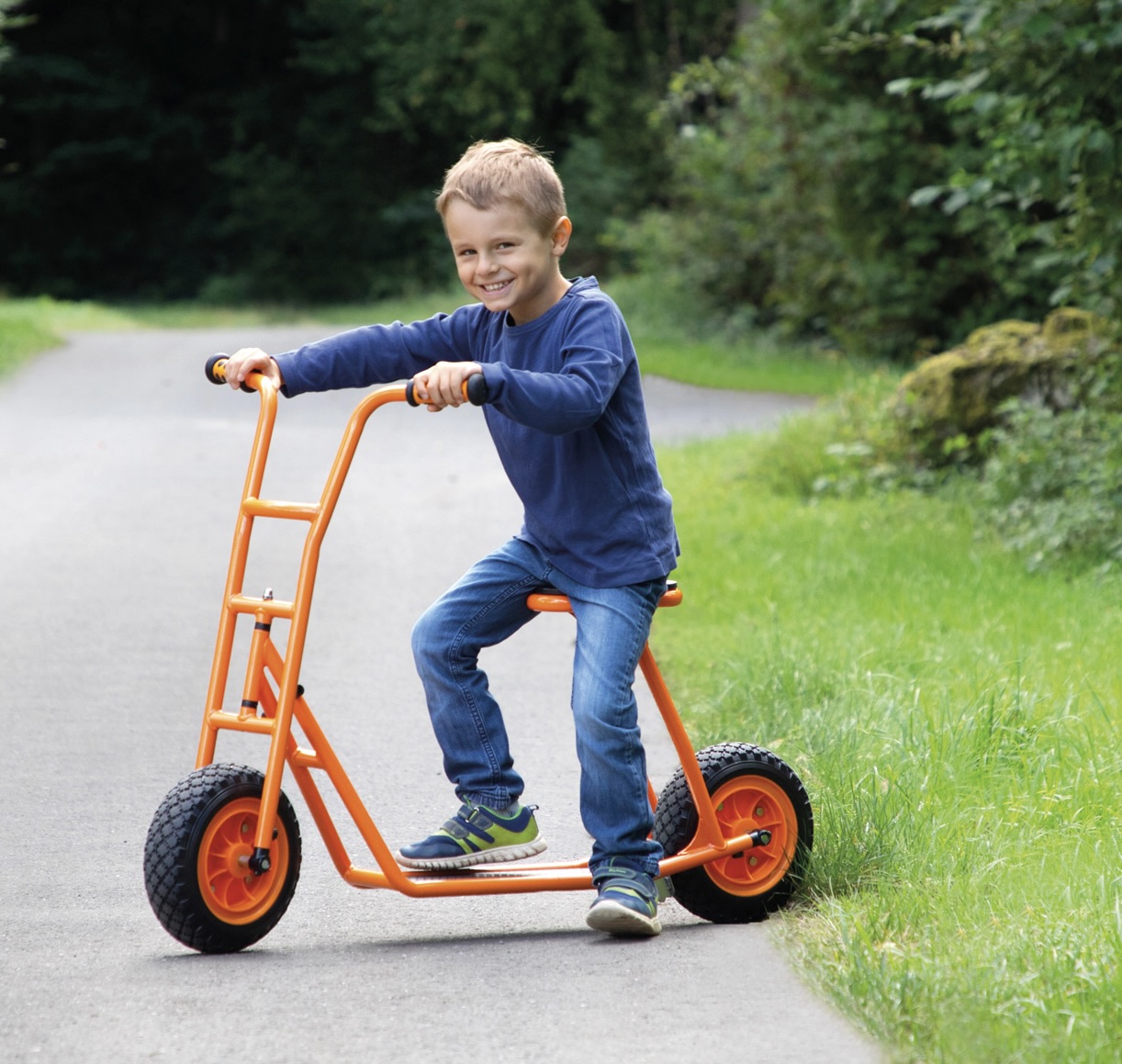 eeca94a0-62ba-4ab4-a223-de0f754865e3_1_201_a