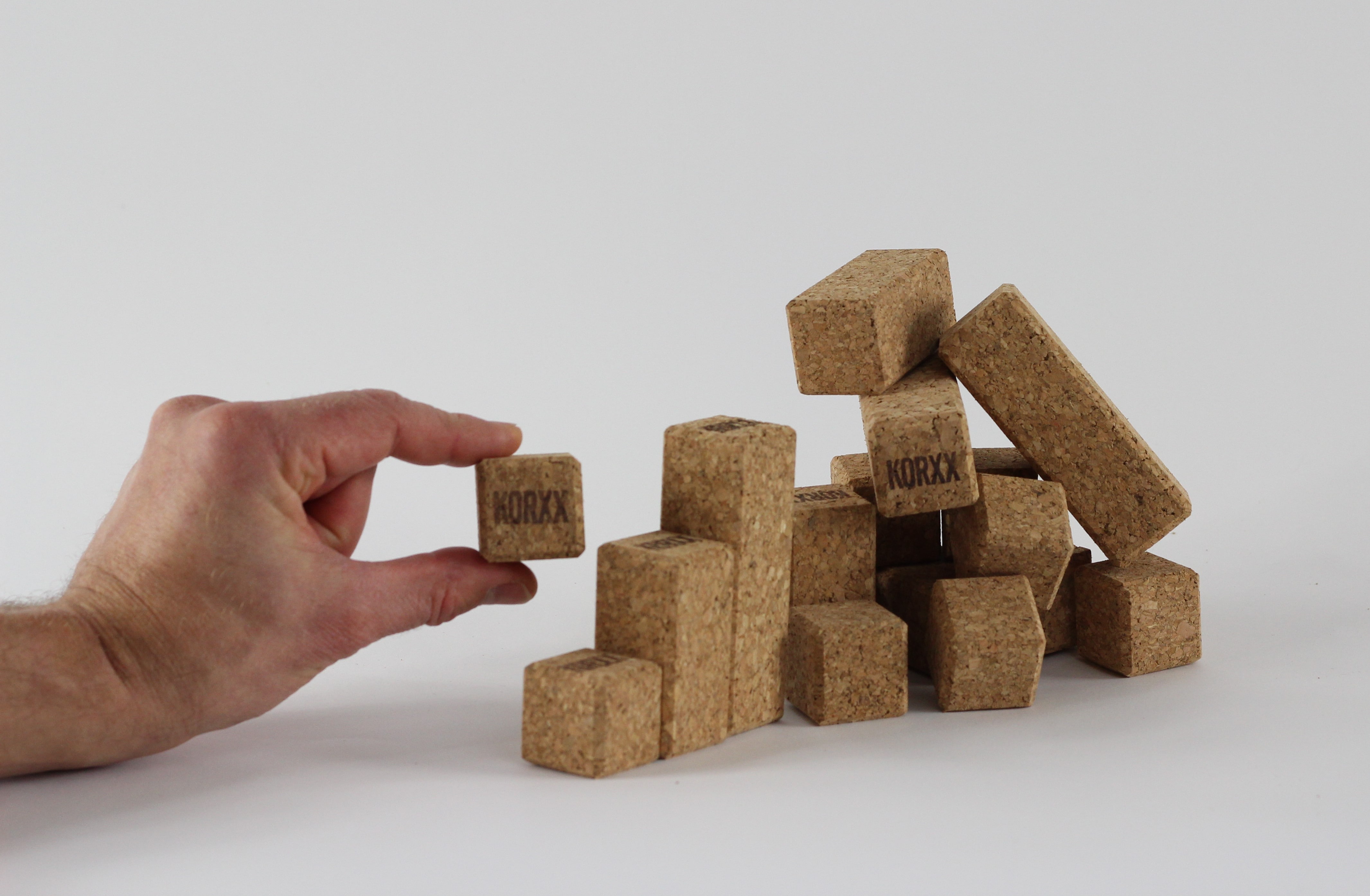 korxx_cork_toys_building_blocks_brickle_3-min
