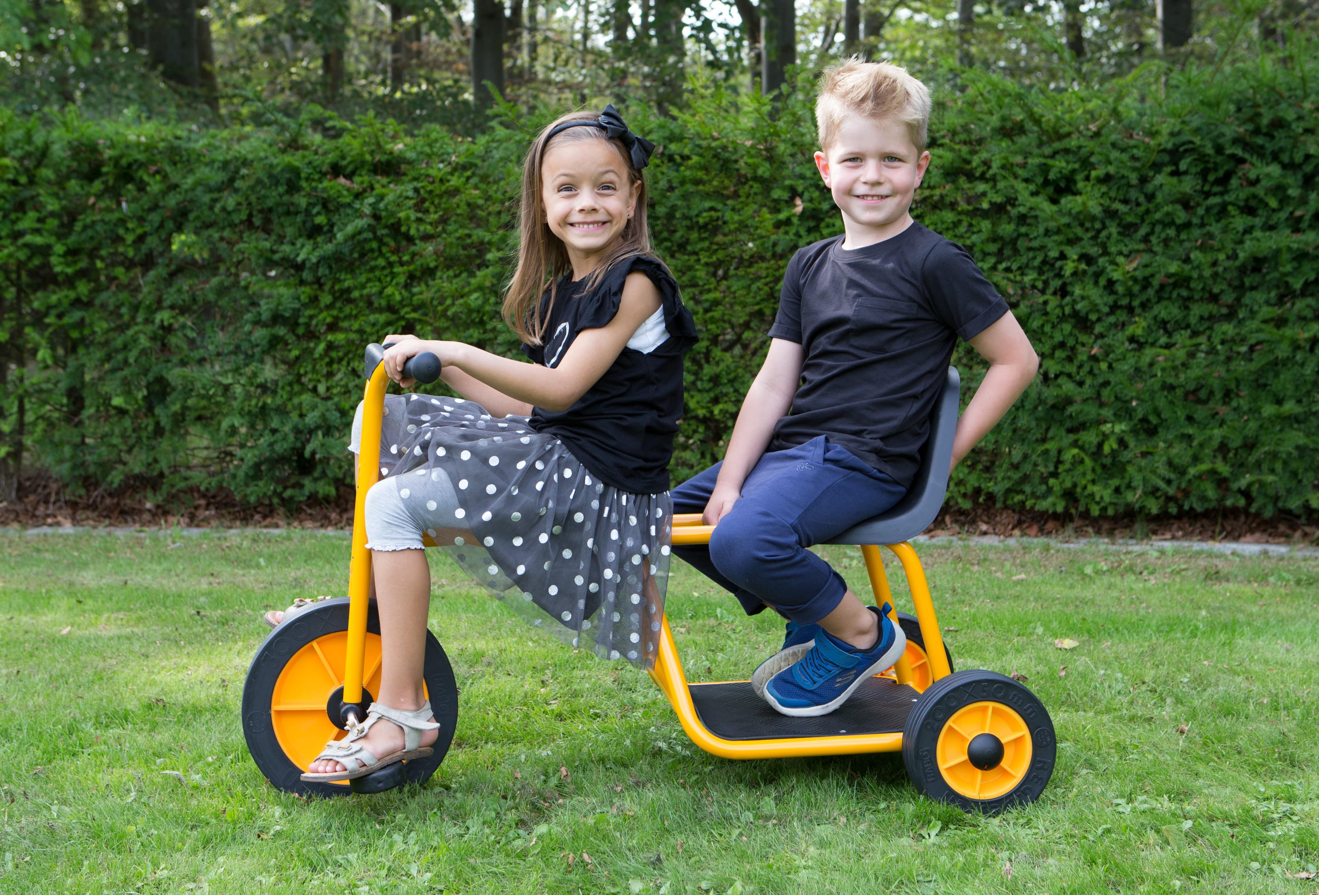 757030 RABO Taxi Trike (2)-min