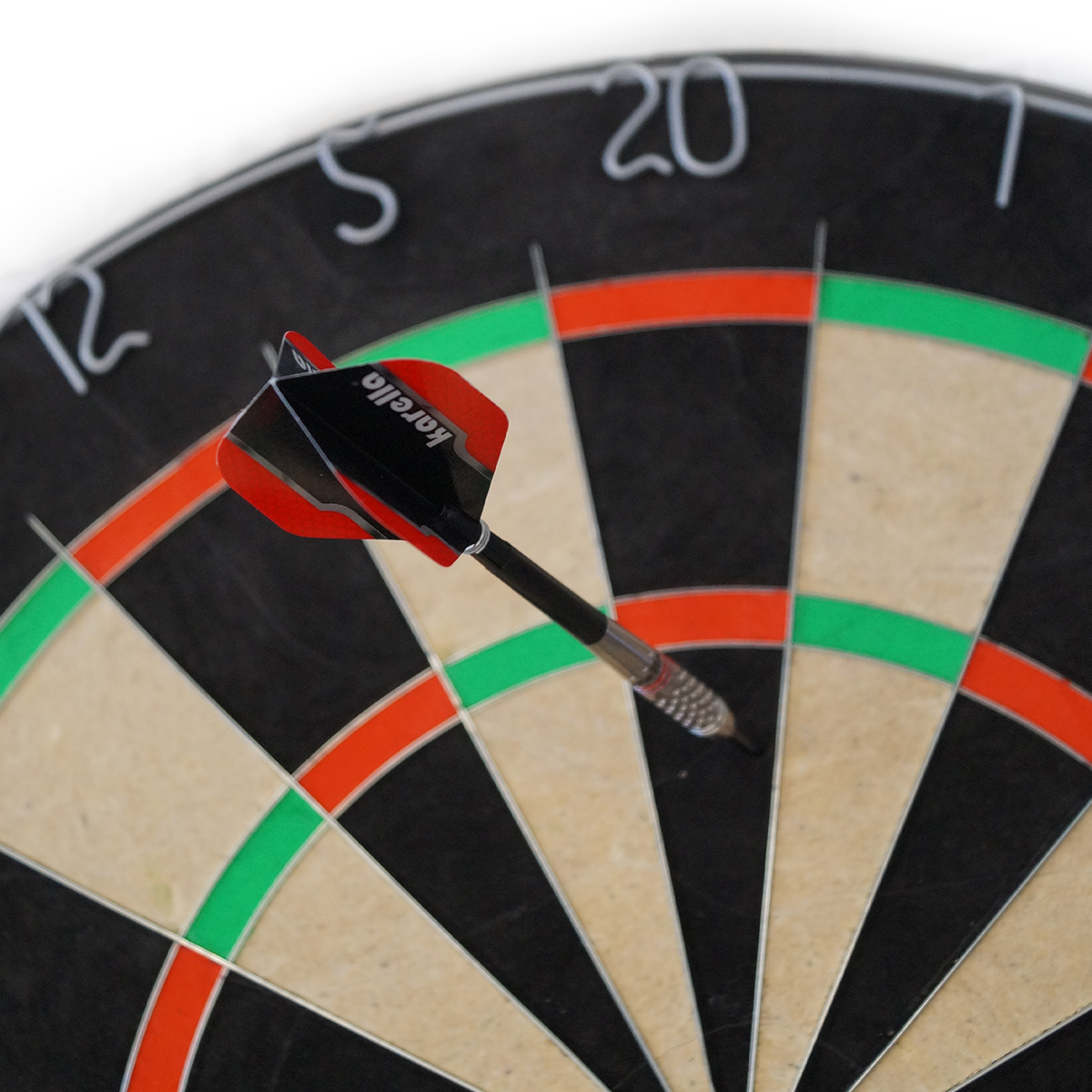 karella_dartboard_bullout_855001_04