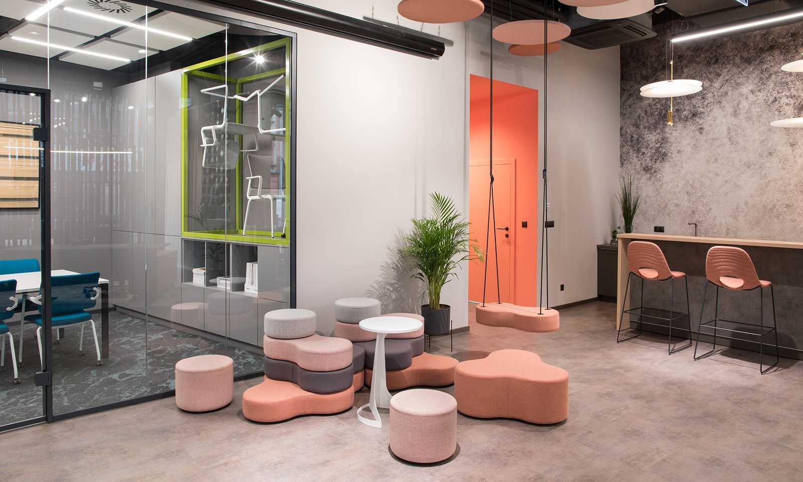 5rwroclaw-showroom-102-4749_1600x960